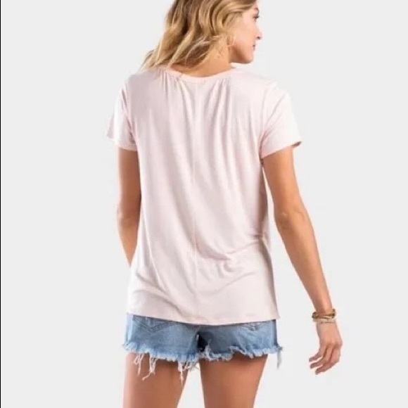 Weekend Colorful Rainbow Tee💫 LIKE NEW!!!! 💫 Perfect for weekend getaway - Picture 5 of 7